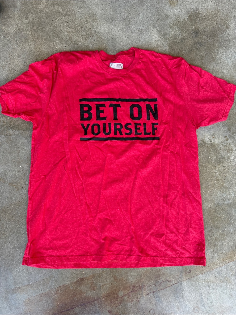 Men's Red 'Bet On Yourself' Graphic Tee